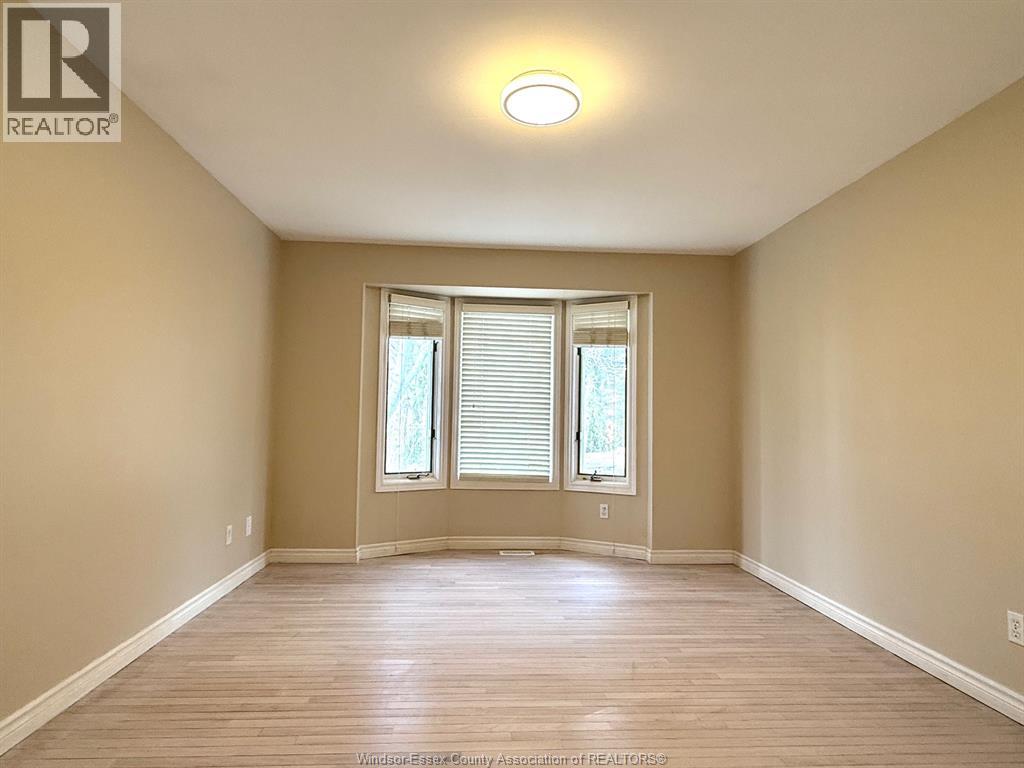 660 Caruso, Windsor, Ontario  N9G 2M6 - Photo 18 - 26016381