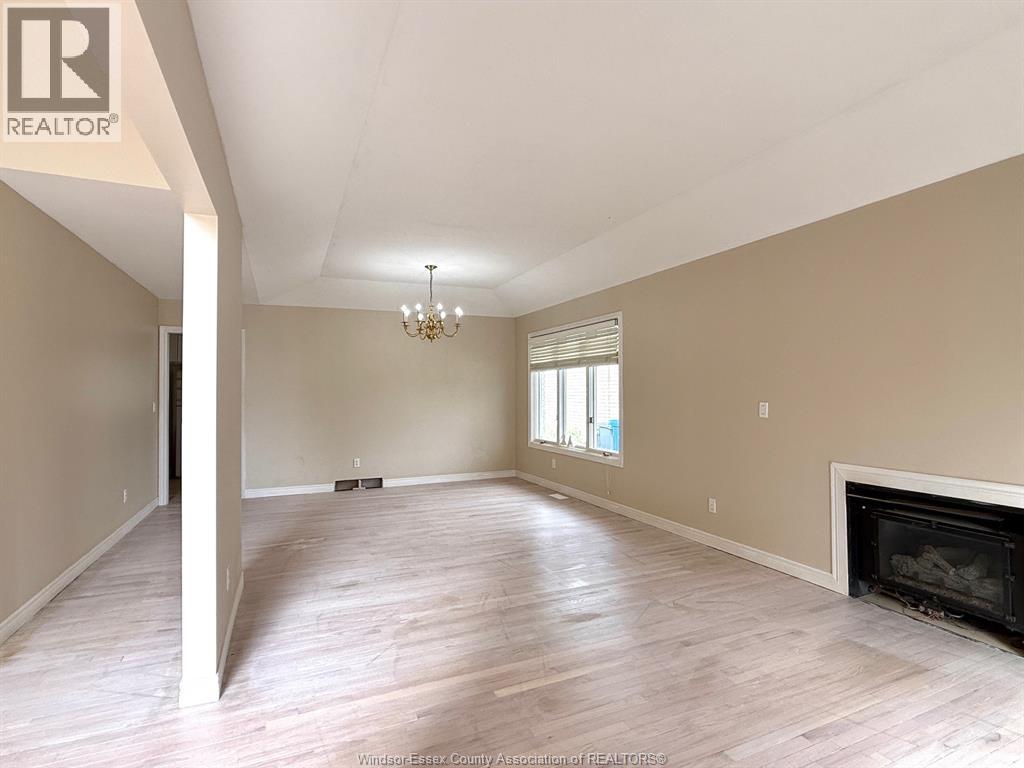 660 Caruso, Windsor, Ontario  N9G 2M6 - Photo 7 - 26016381
