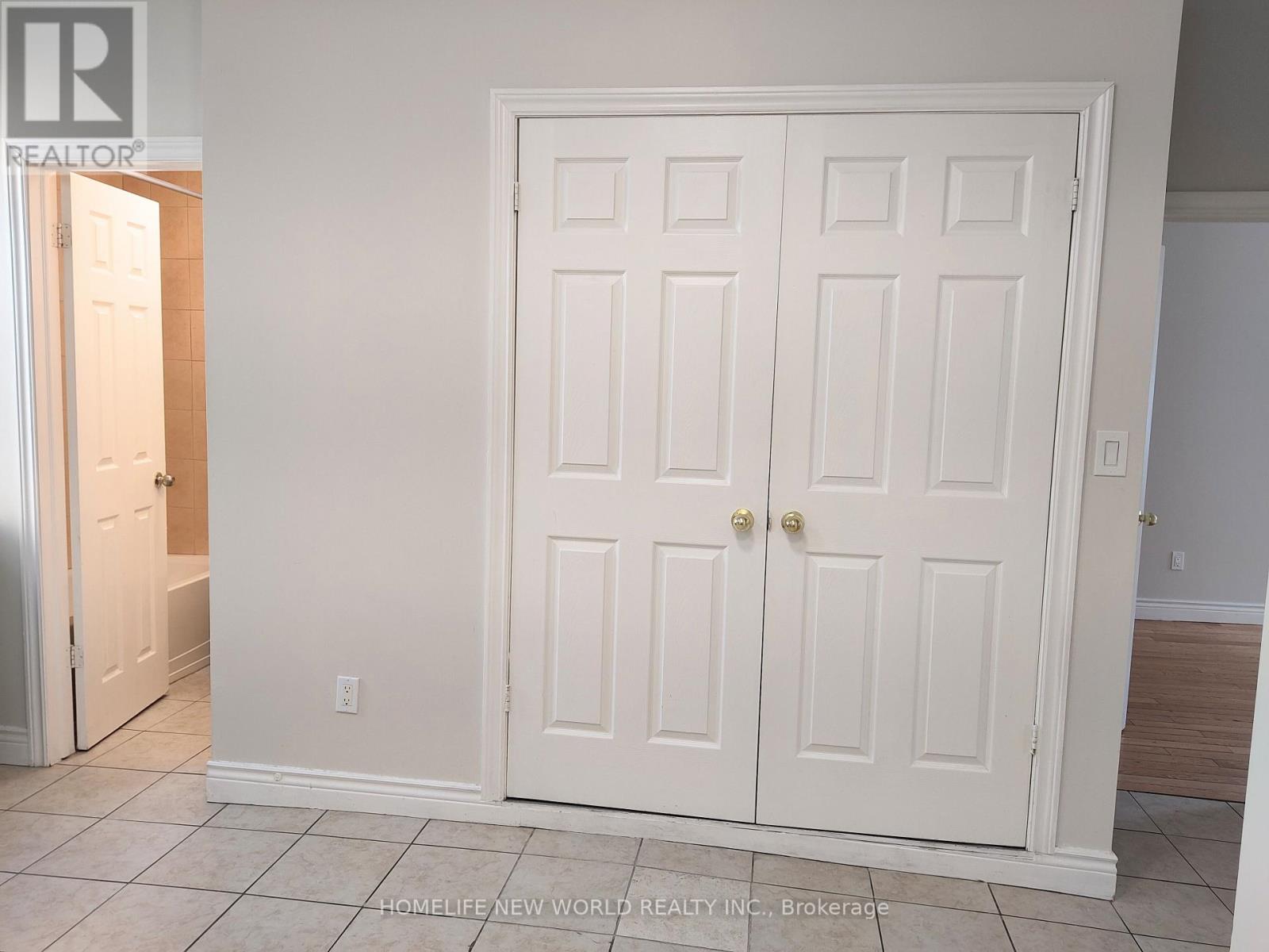 2nd Flr - 245 Queen Street W, Toronto, Ontario  M5V 1Z4 - Photo 6 - C13522702