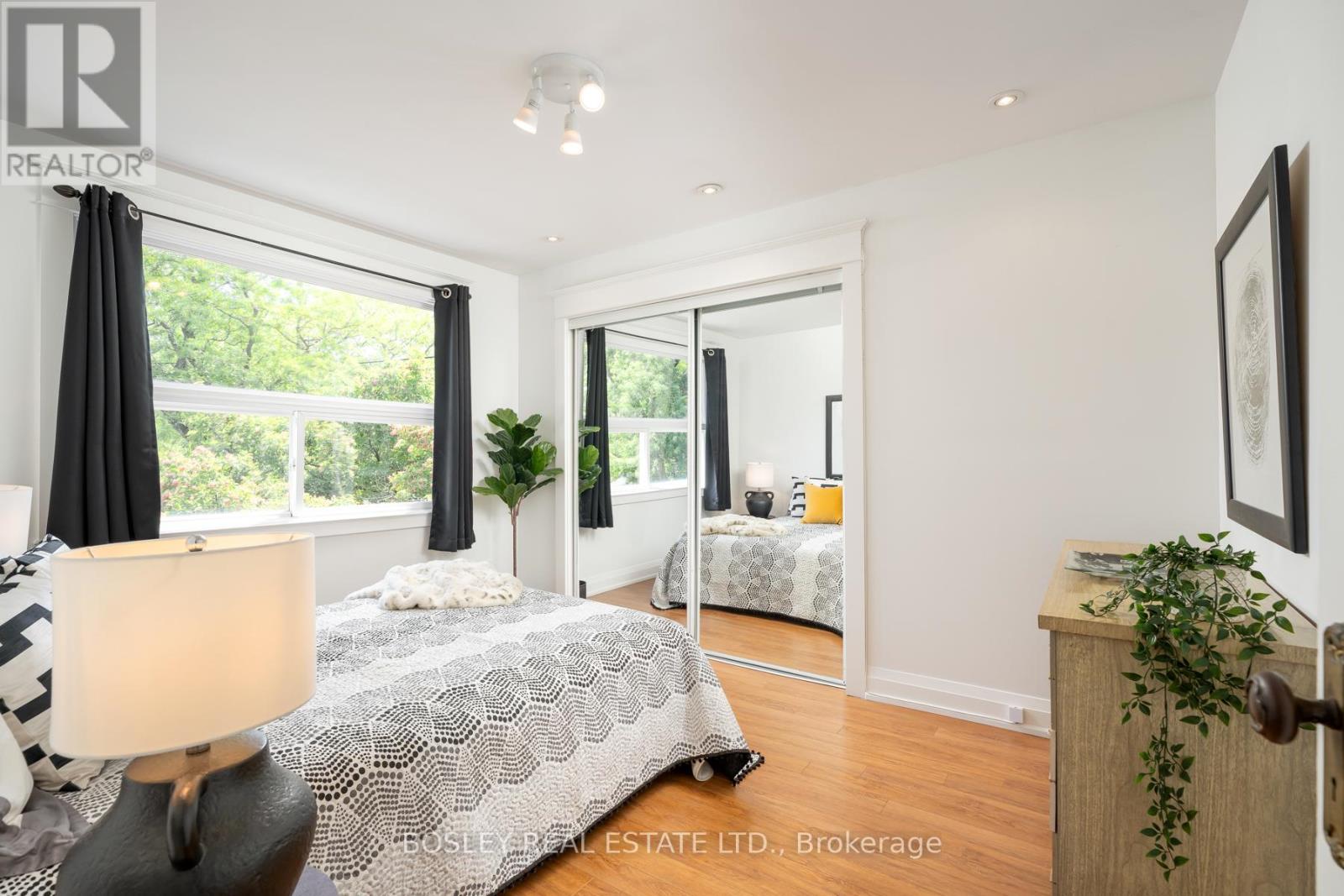 129 Linsmore Crescent, Toronto, Ontario M4J 4L1 - Photo 16 - E13533650