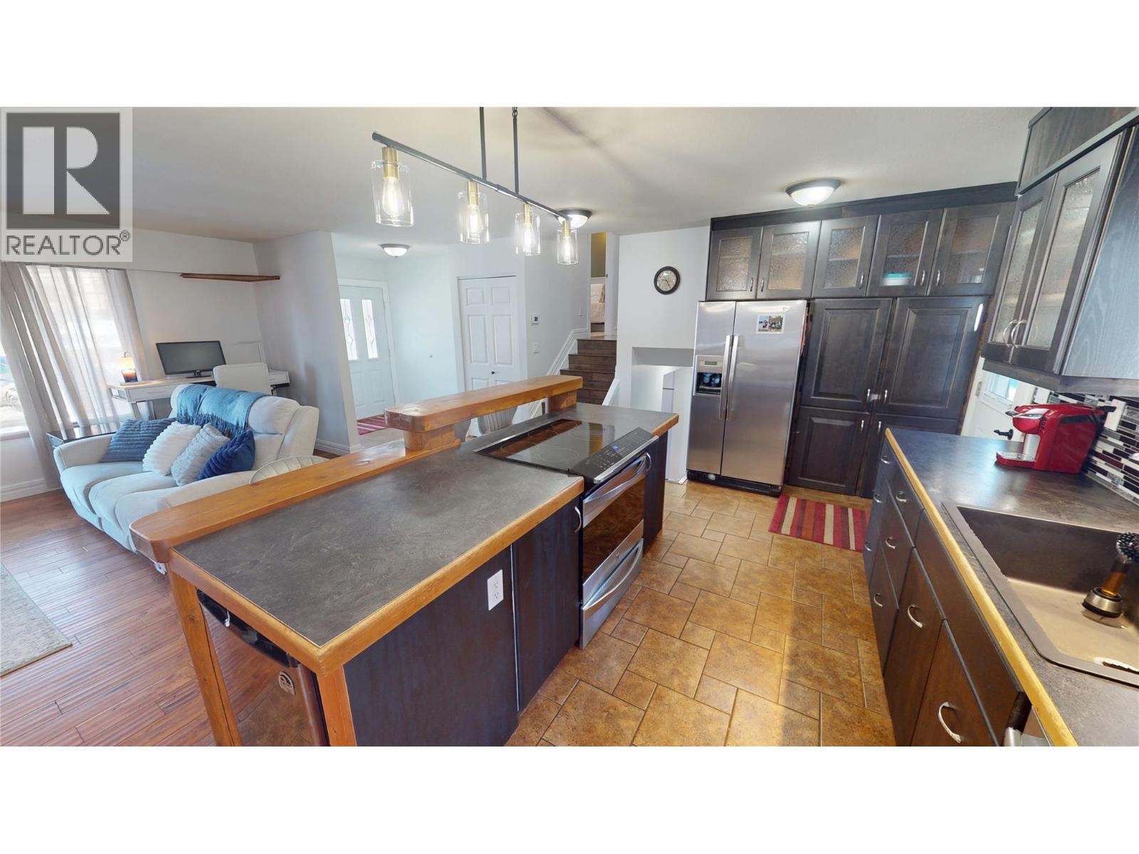 325 4th Avenue, Kimberley, British Columbia V1A 2Z2 - Photo 7 - 10393989