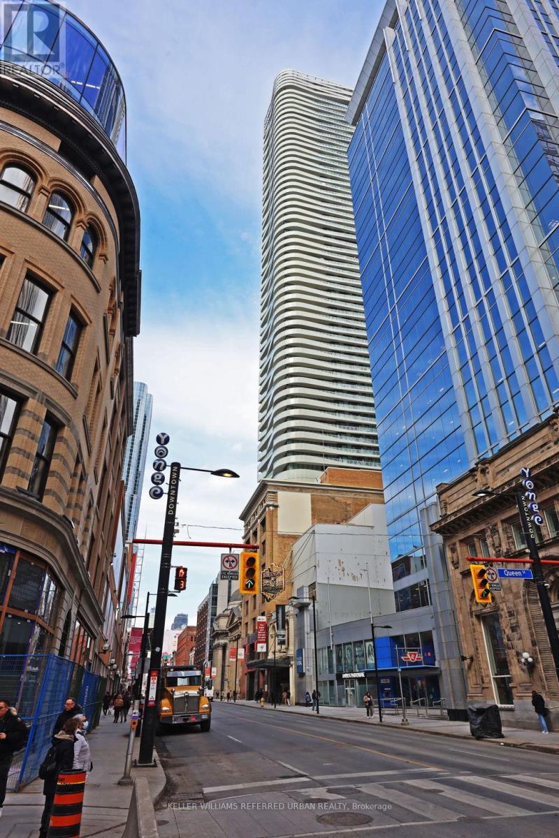 3009 - 197 YONGE STREET, Toronto (Church-Yonge Corridor)