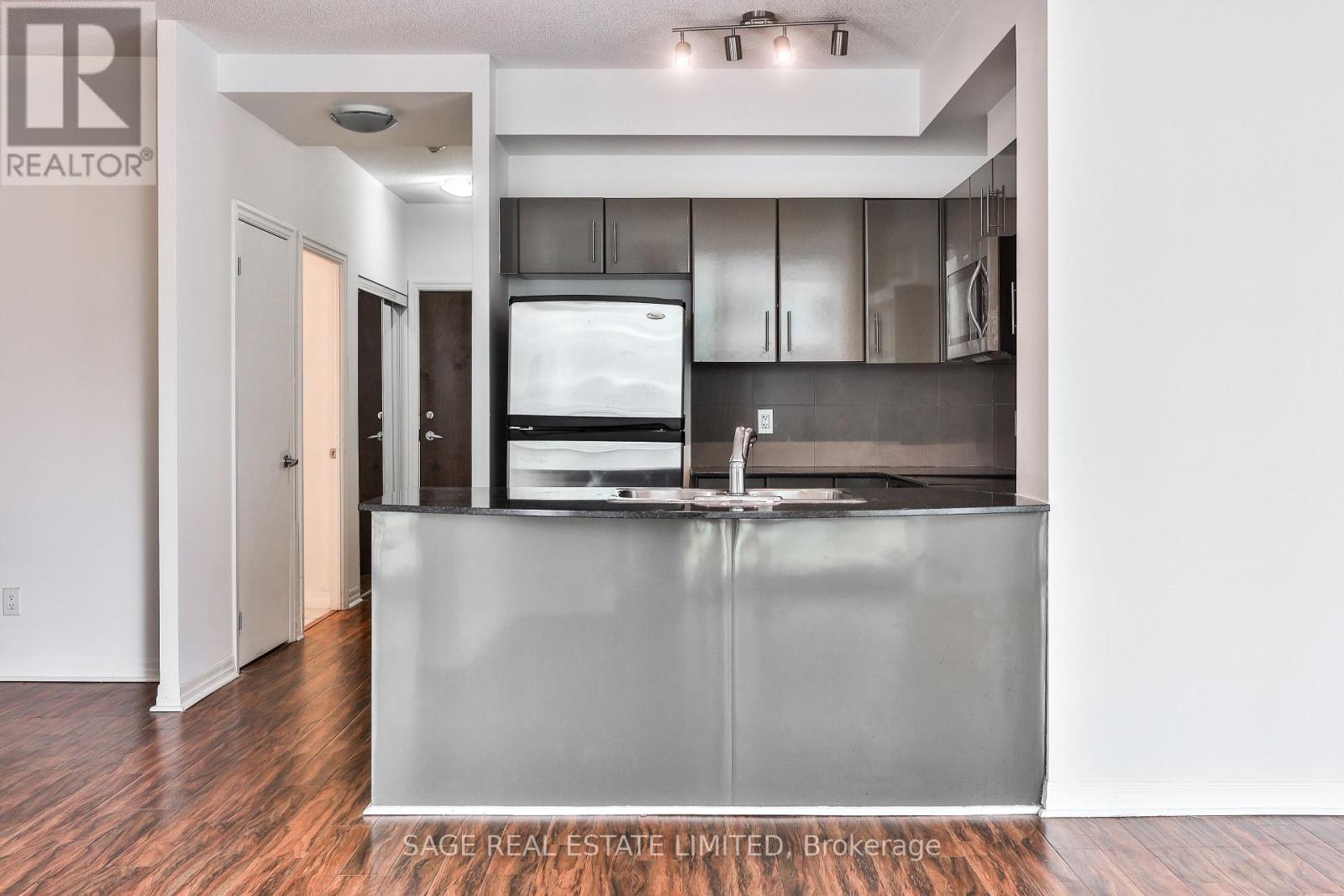 2711 - 16 Yonge Street, Toronto, Ontario M5E 2A1 - Photo 10 - C13537804