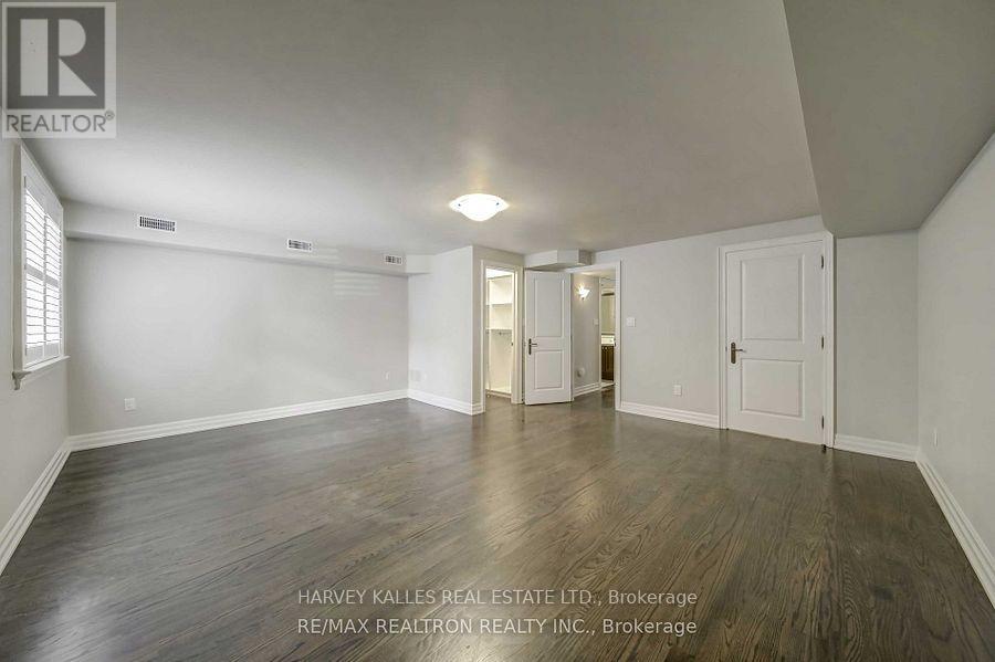 Lower - 384 Spadina Road, Toronto, Ontario M5P 2V9 - Photo 6 - C13537832