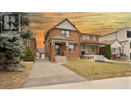 39 LANARK AVENUE, Toronto, Ontario