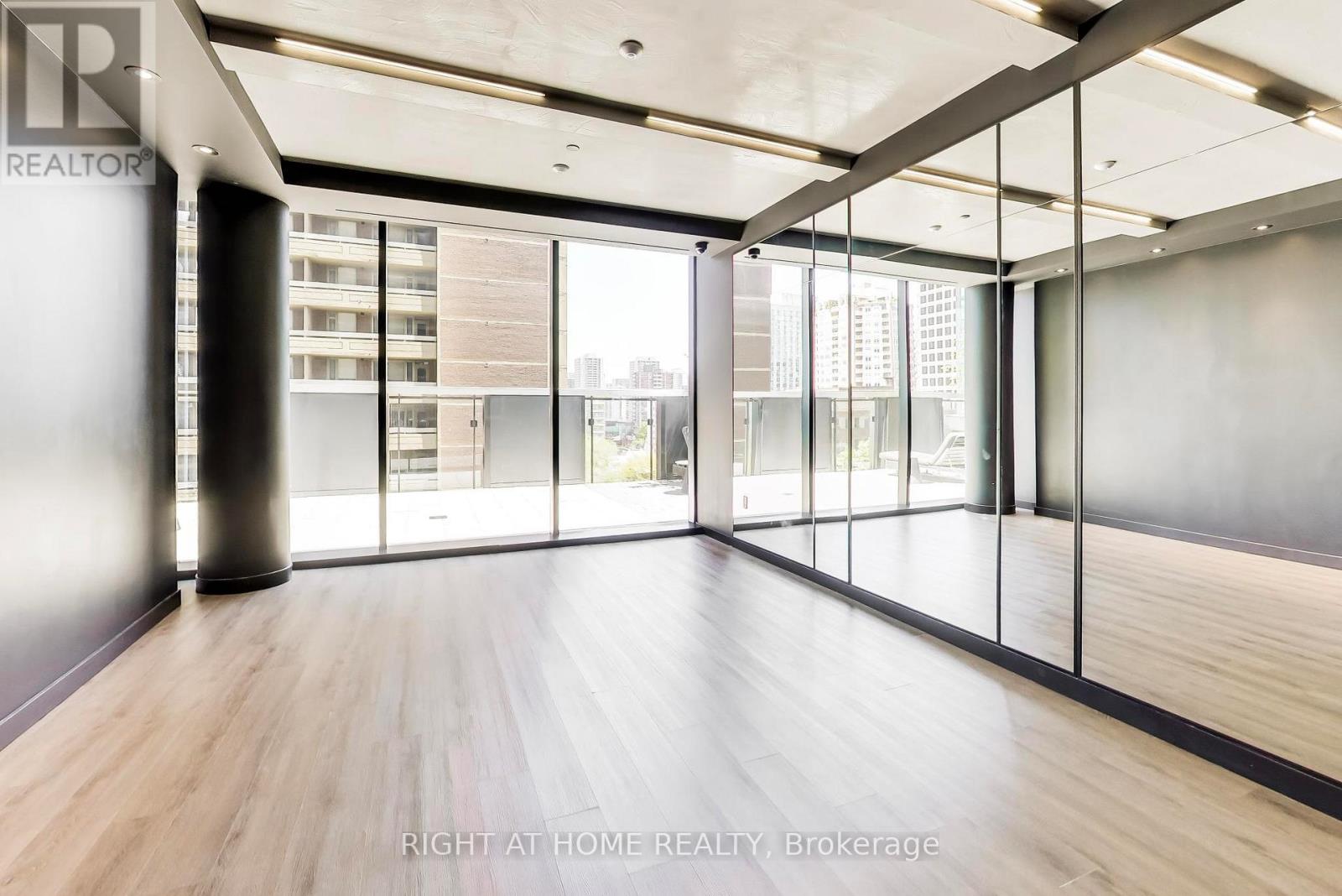 1406 - 55 Charles Street E, Toronto, Ontario M4Y 0J1 - Photo 41 - C13537876