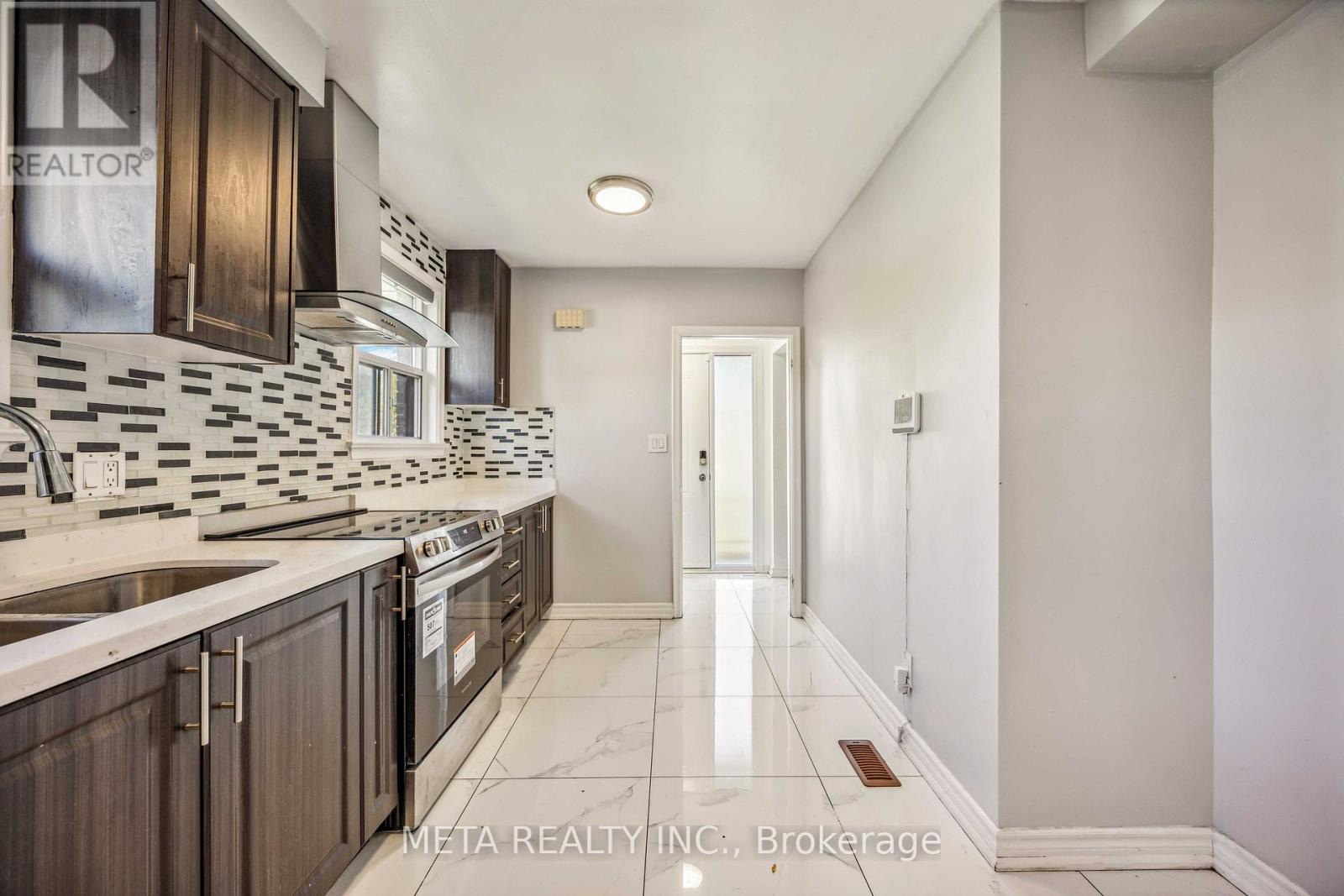 94 Greenock Avenue, Toronto, Ontario  M1G 3A3 - Photo 8 - E13537808