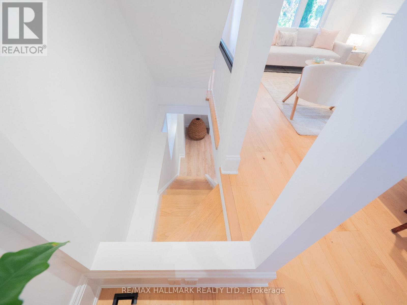 33 Frizzell Avenue, Toronto, Ontario  M4K 1H8 - Photo 31 - E13537812