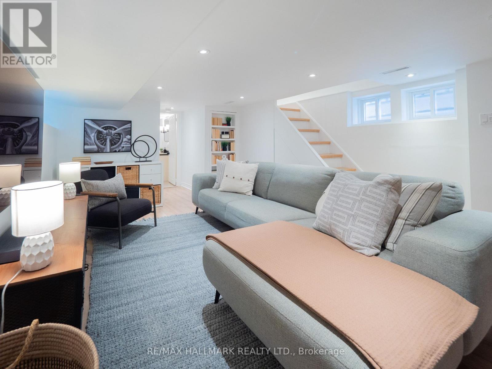 33 Frizzell Avenue, Toronto, Ontario  M4K 1H8 - Photo 35 - E13537812