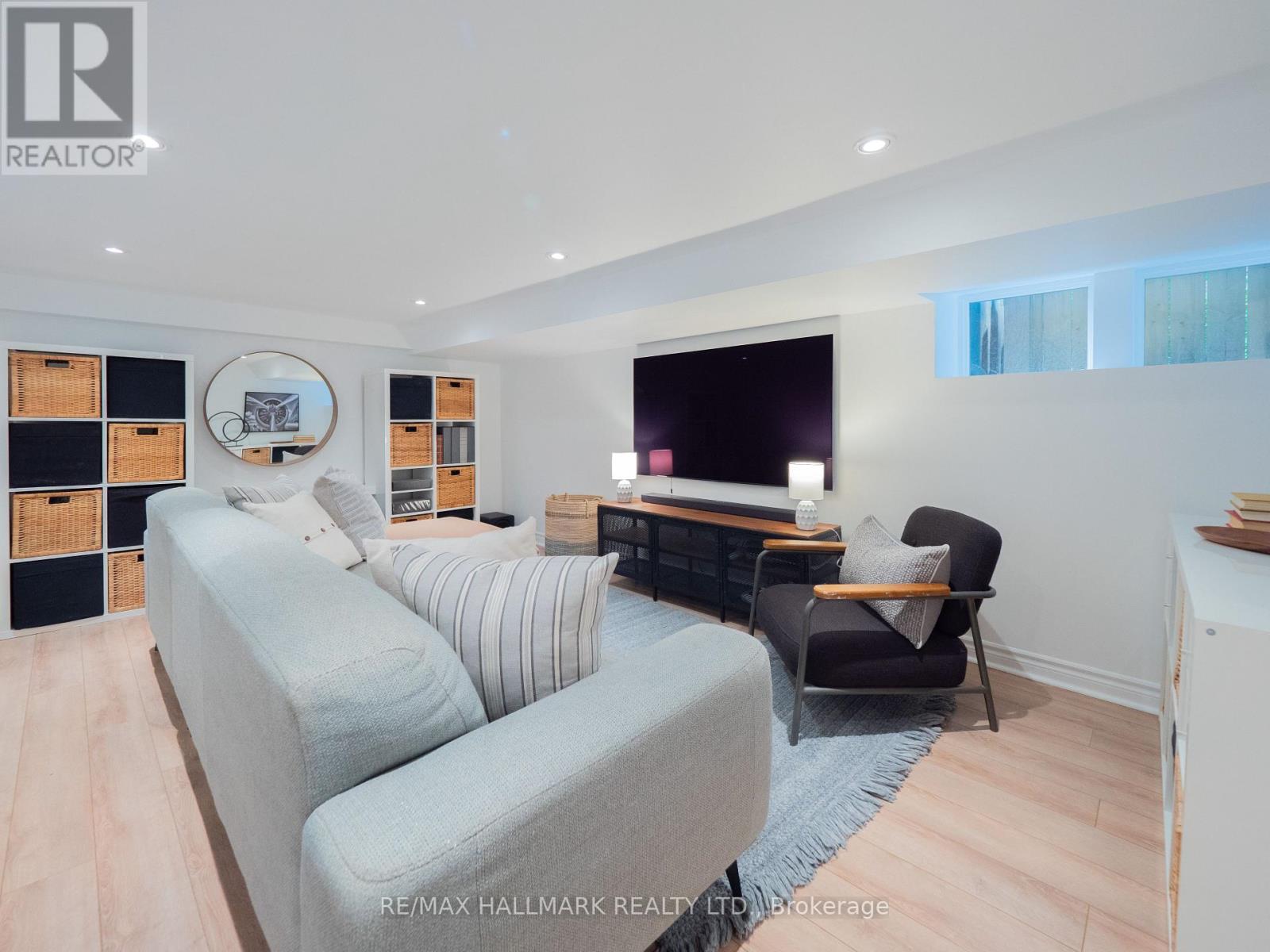 33 Frizzell Avenue, Toronto, Ontario  M4K 1H8 - Photo 37 - E13537812