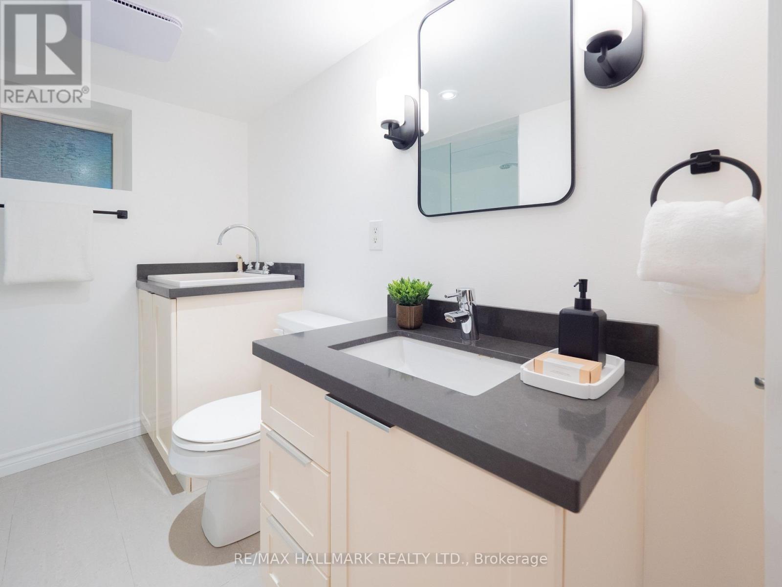33 Frizzell Avenue, Toronto, Ontario  M4K 1H8 - Photo 40 - E13537812