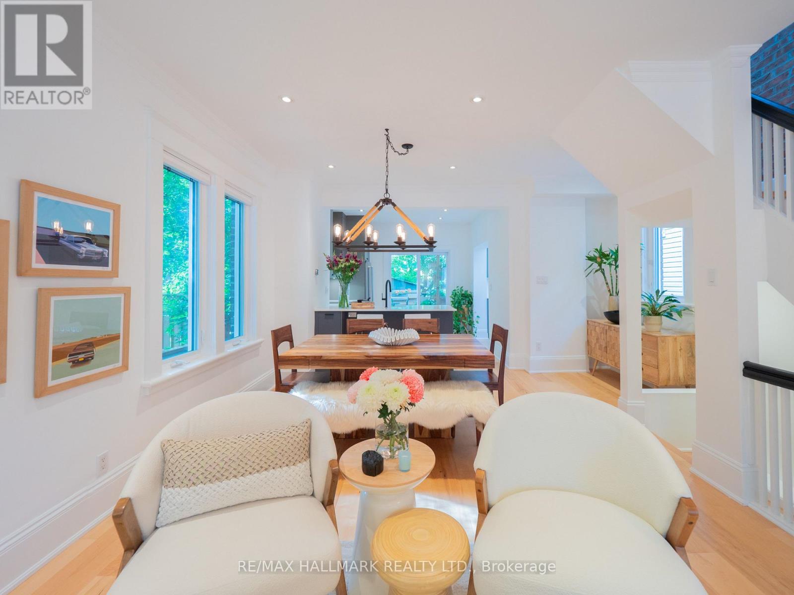 33 Frizzell Avenue, Toronto, Ontario  M4K 1H8 - Photo 8 - E13537812