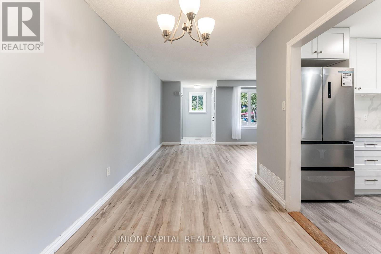 443 Brest Court, Oshawa, Ontario L1H 5X7 - Photo 10 - E13537860