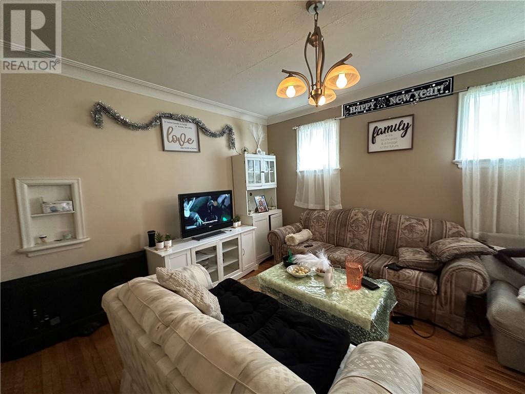 879 Charlotte Street, Sudbury, Ontario  P3E 4C5 - Photo 11 - 2129069