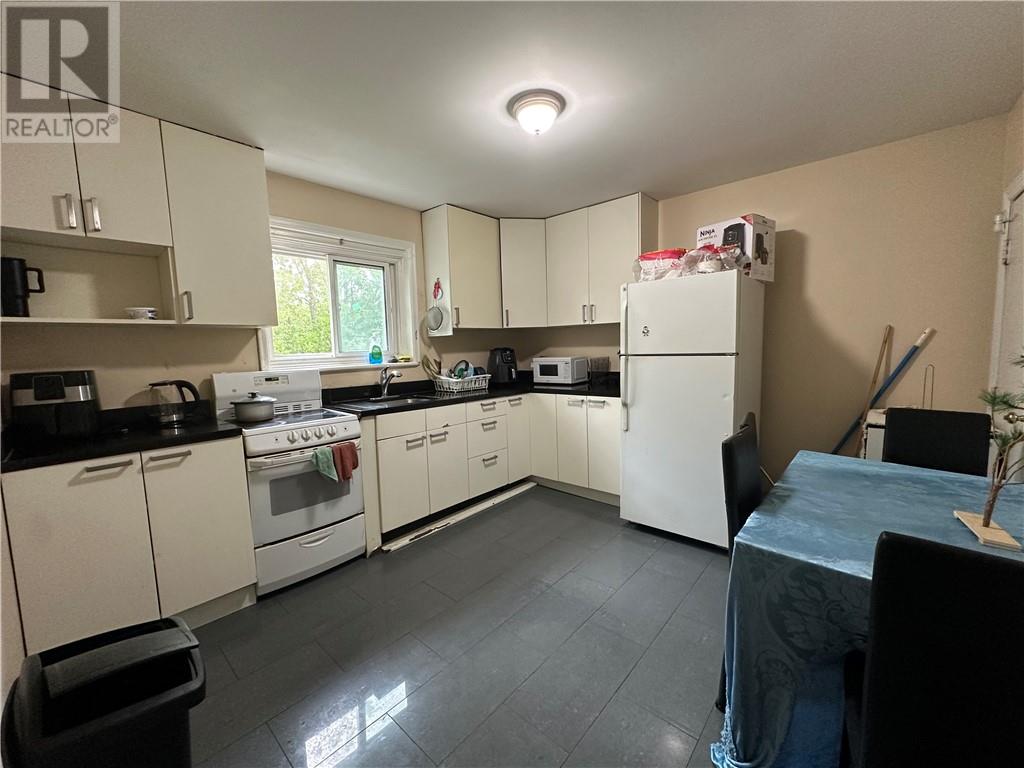879 Charlotte Street, Sudbury, Ontario  P3E 4C5 - Photo 8 - 2129069