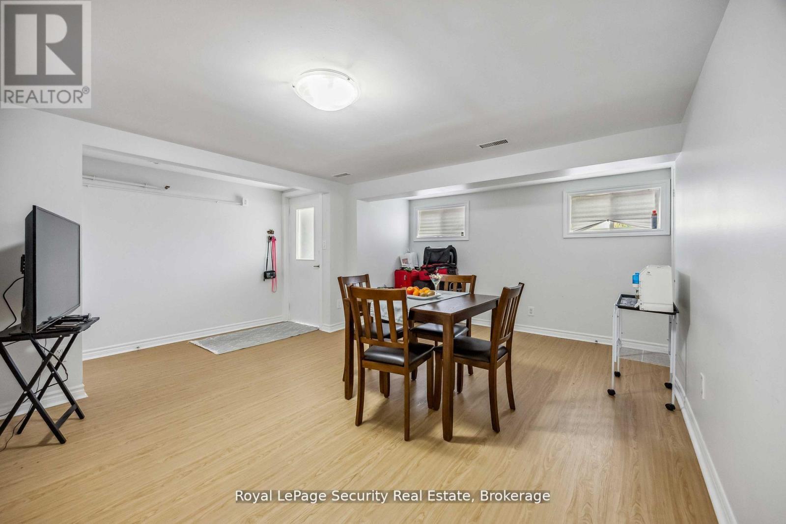 2 - 97 John Street E, Bradford West Gwillimbury, Ontario  L3Z 2B1 - Photo 6 - N13537842