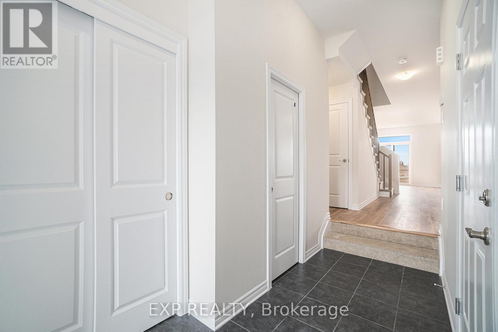 74 Richelieu Street, Russell, Ontario  K0A 1W0 - Photo 2 - X13537728