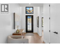 1042 Emslie Street, Kelowna, British Columbia  V1W 0C3 - Photo 4 - 10393167