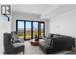 1042 Emslie Street, Kelowna, British Columbia  V1W 0C3 - Photo 33 - 10393167