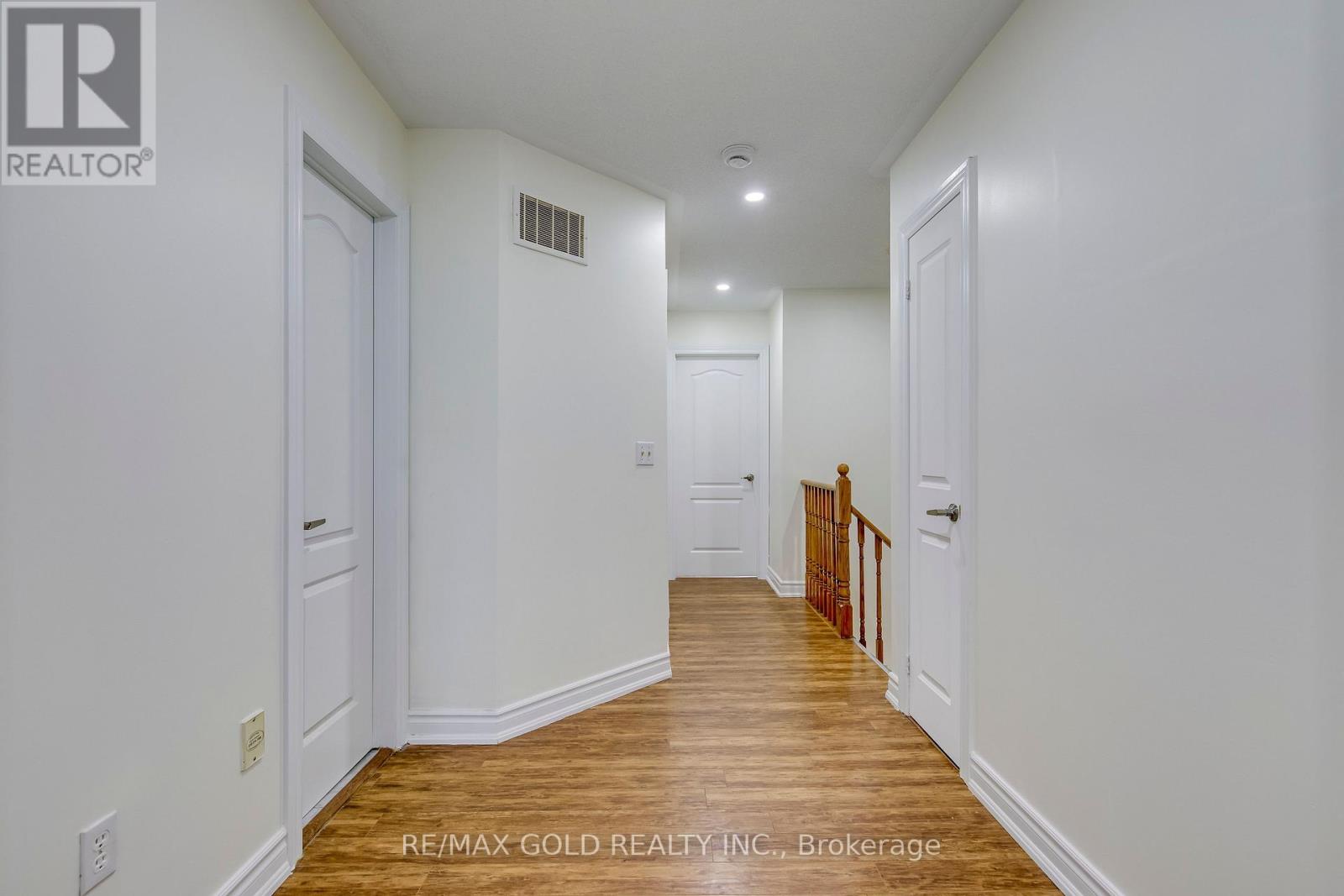 3332 Angel Pass Drive, Mississauga, Ontario  L5M 7K2 - Photo 15 - W13535642