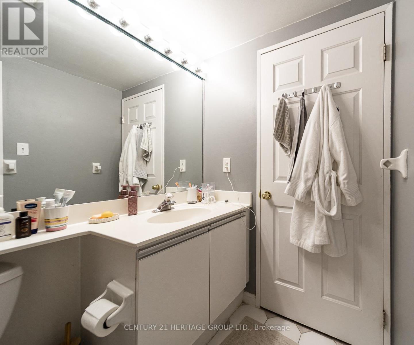 1601 - 101 Subway Crescent, Toronto, Ontario  M9B 6K4 - Photo 15 - W13537866