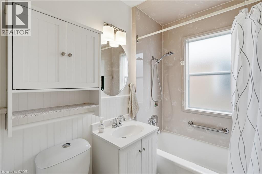 29 Second Street N, Stoney Creek, Ontario  L8G 1Y8 - Photo 15 - 40843387