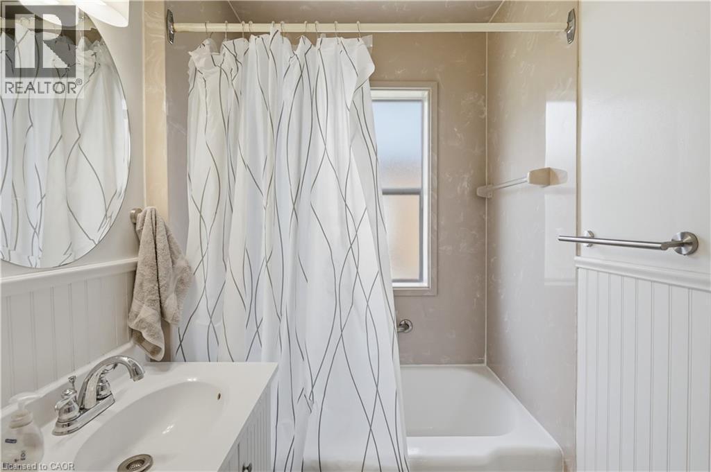 29 Second Street N, Stoney Creek, Ontario  L8G 1Y8 - Photo 16 - 40843387