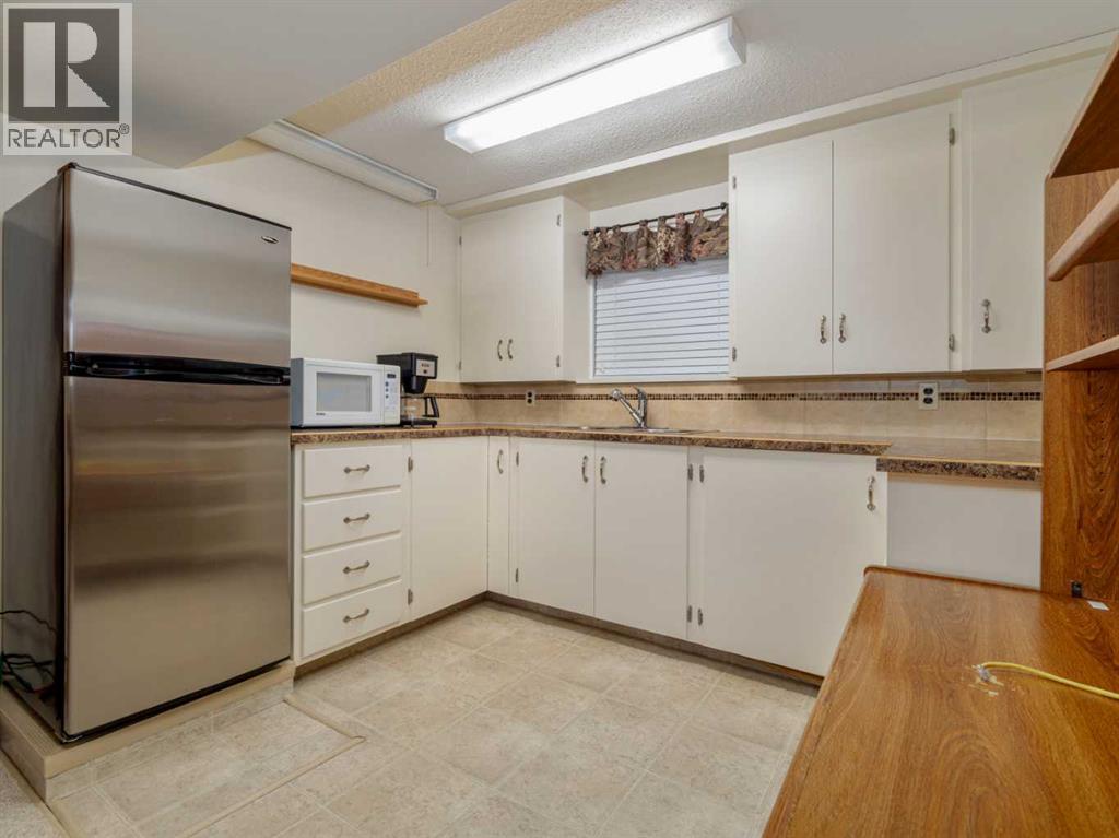2707 11 Avenue N, Lethbridge, Alberta  T1H 1N5 - Photo 33 - A2323833