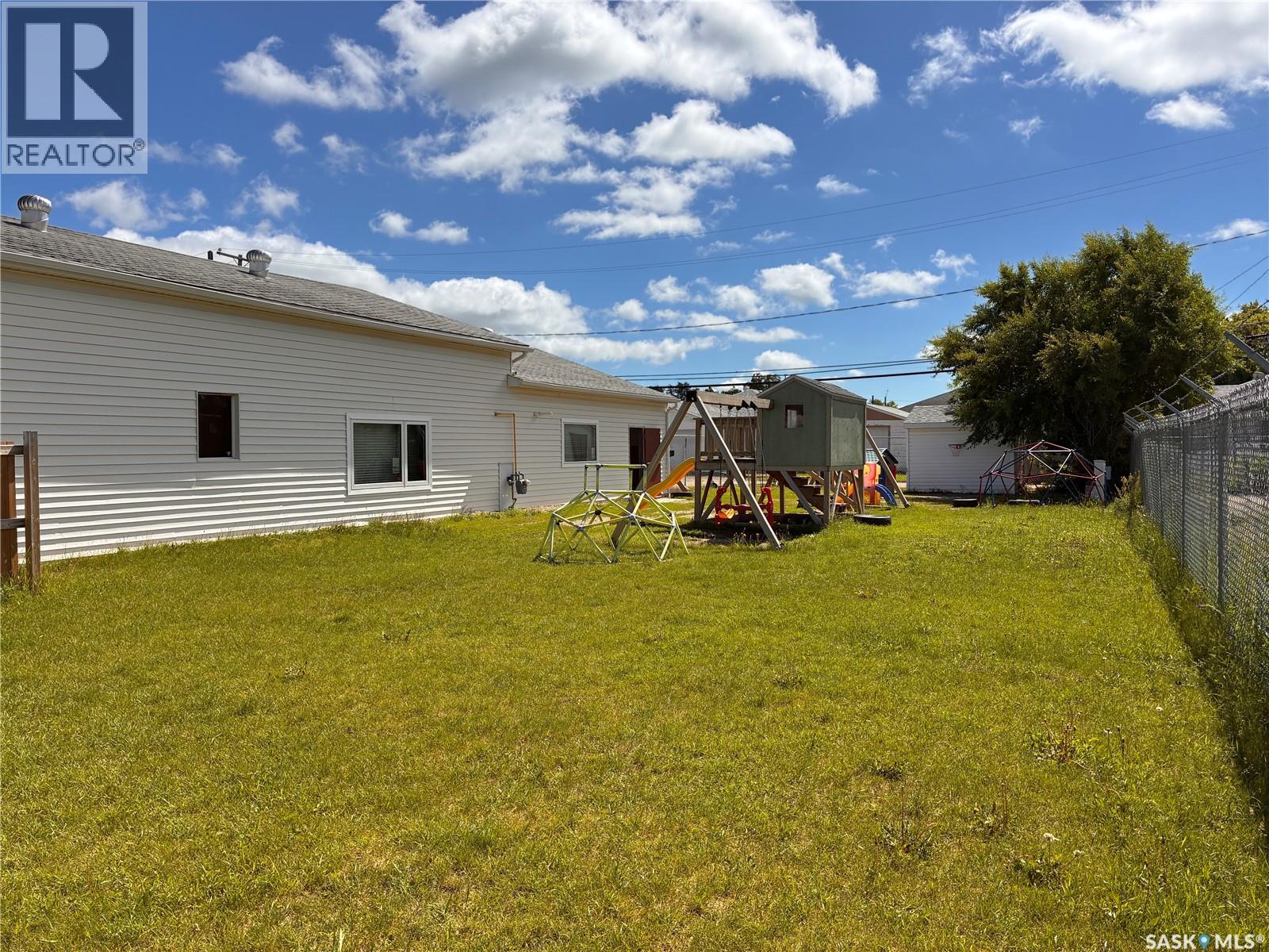 314-316 1st Avenue E, Nipawin, Saskatchewan  S0E 1E0 - Photo 6 - SK041705