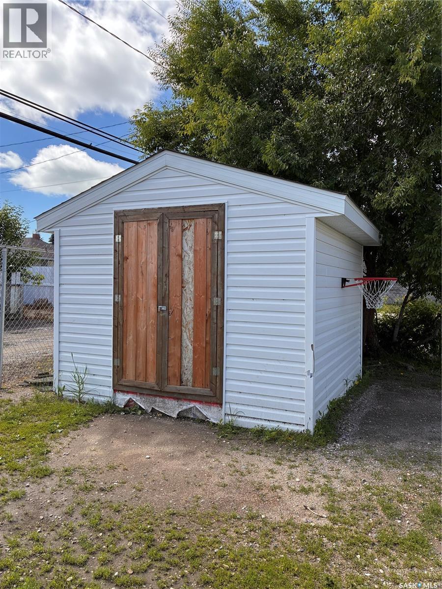 314-316 1st Avenue E, Nipawin, Saskatchewan  S0E 1E0 - Photo 8 - SK041705
