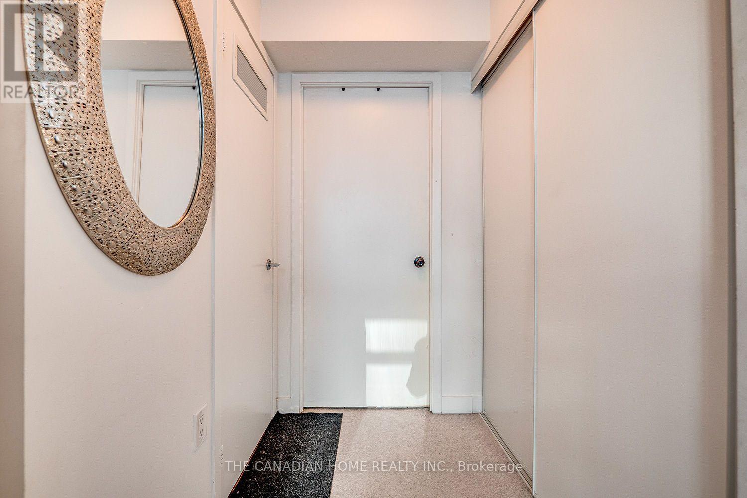 1605 - 21 Iceboat Terrace, Toronto, Ontario  M5V 4A9 - Photo 16 - C13537516