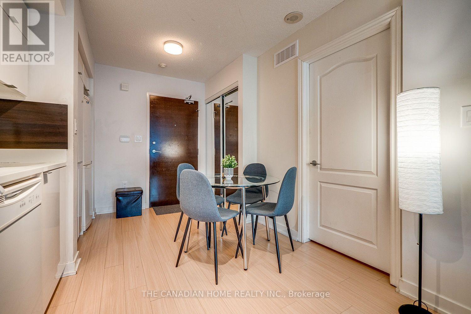 1605 - 21 Iceboat Terrace, Toronto, Ontario  M5V 4A9 - Photo 34 - C13537516