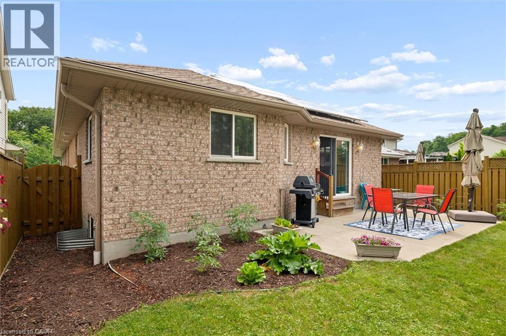 244 Fallowfield Drive, Kitchener, Ontario  N2C 2T7 - Photo 44 - 40846343