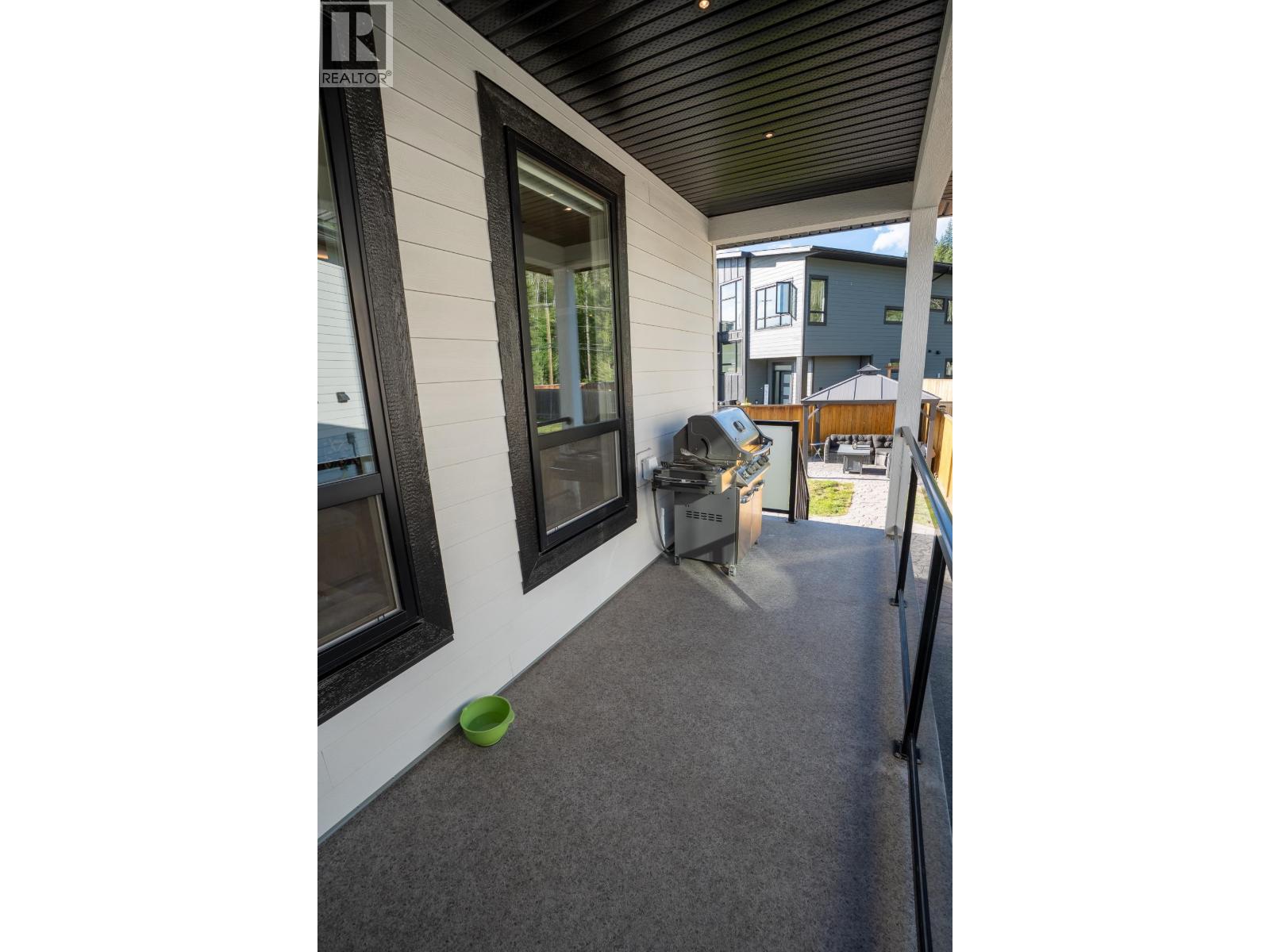 Listing image 29