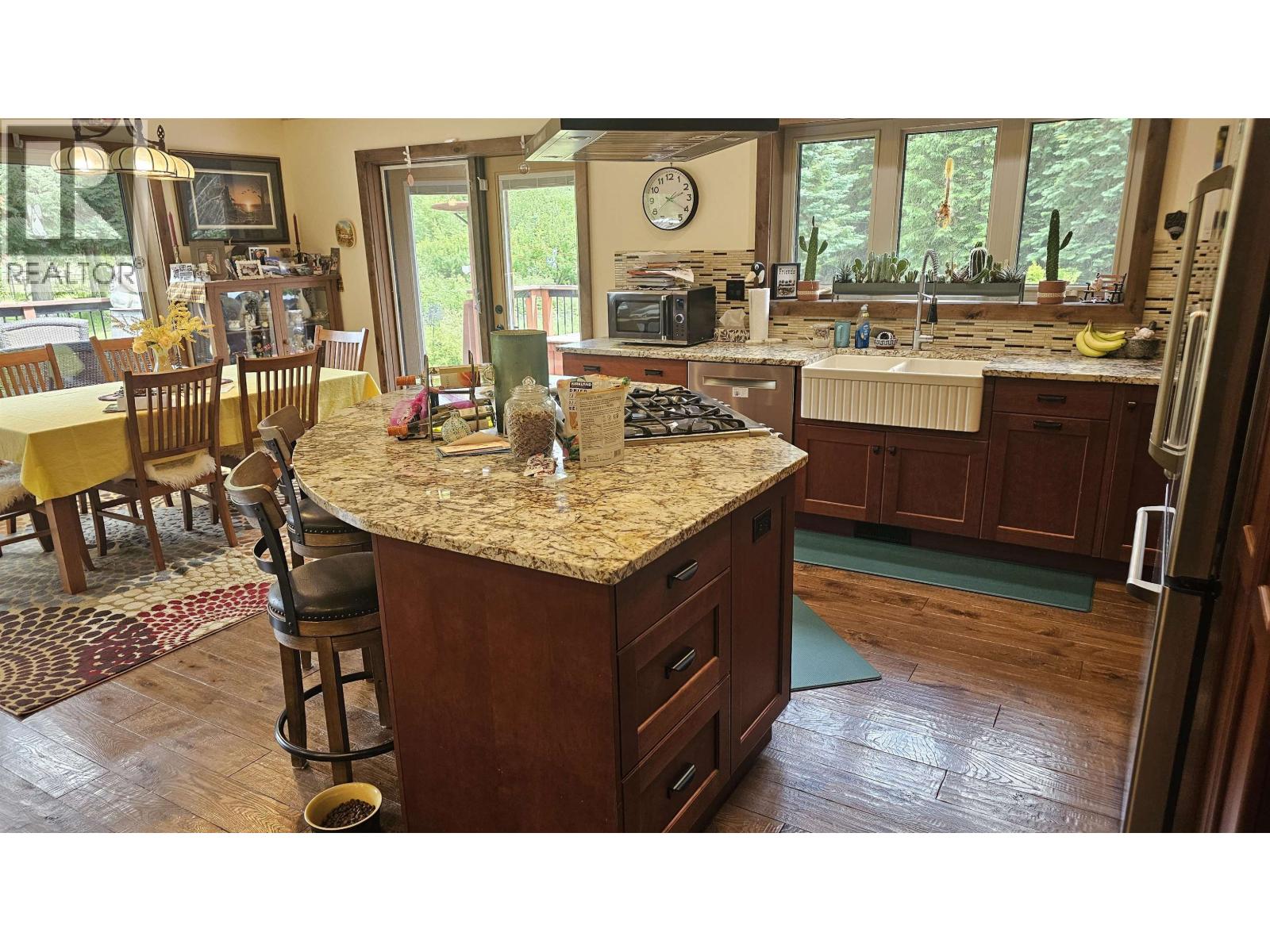Listing image 11
