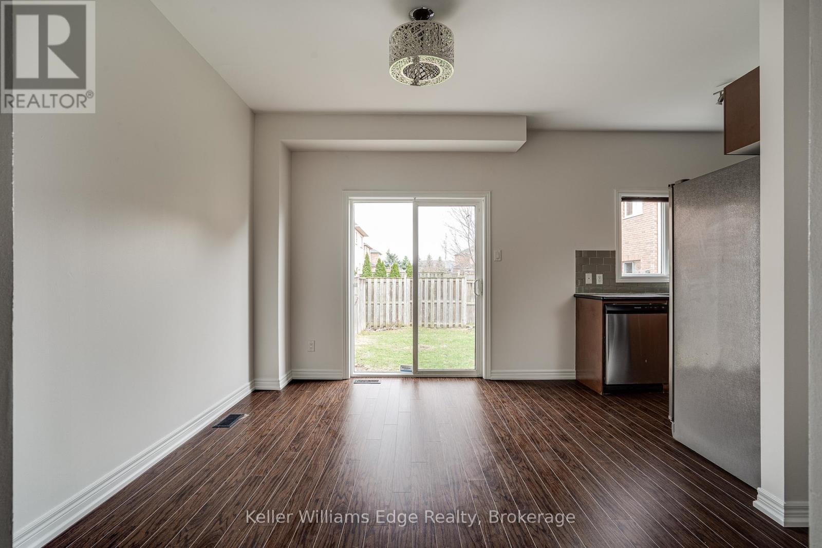 93 Glendarling Crescent, Hamilton, Ontario  L8E 0B1 - Photo 11 - X13538052