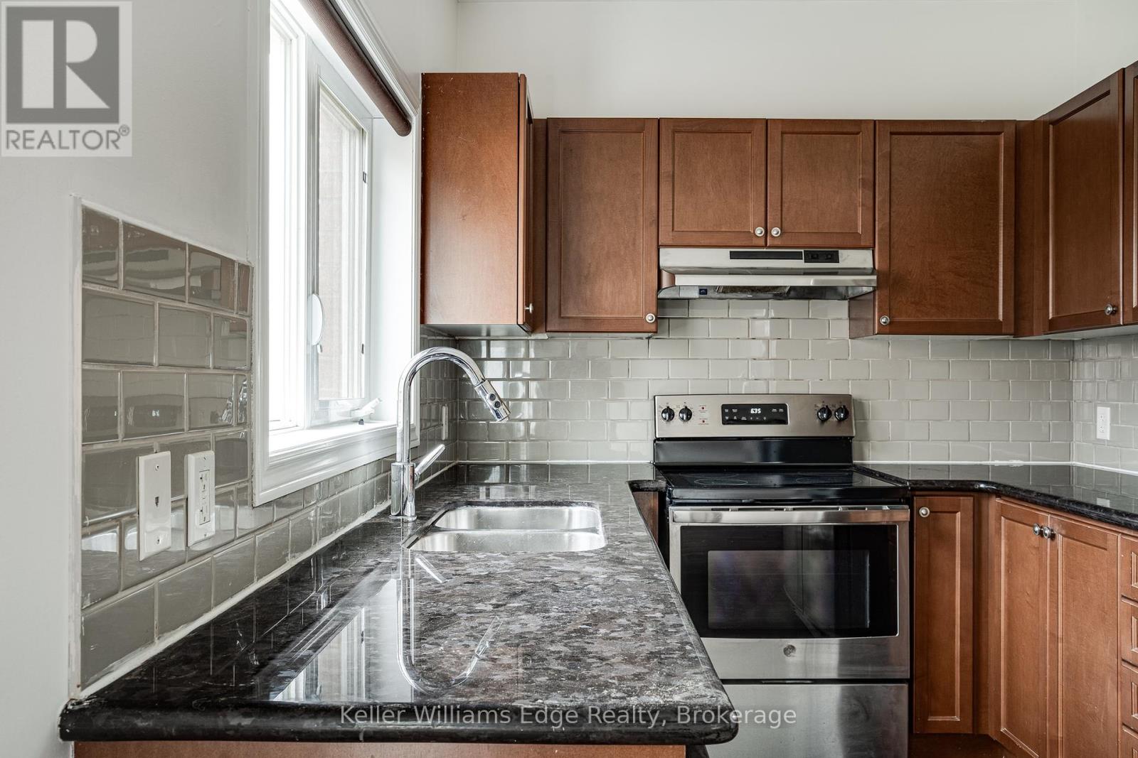 93 Glendarling Crescent, Hamilton, Ontario  L8E 0B1 - Photo 18 - X13538052