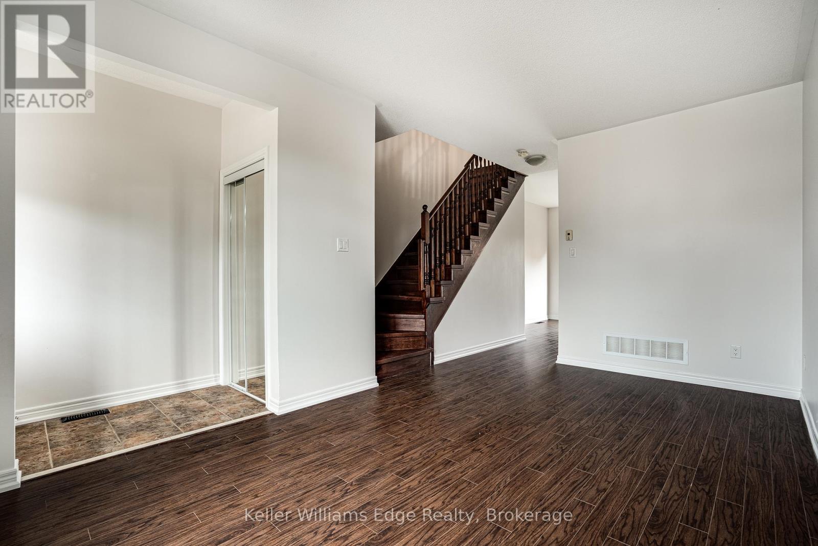 93 Glendarling Crescent, Hamilton, Ontario  L8E 0B1 - Photo 7 - X13538052