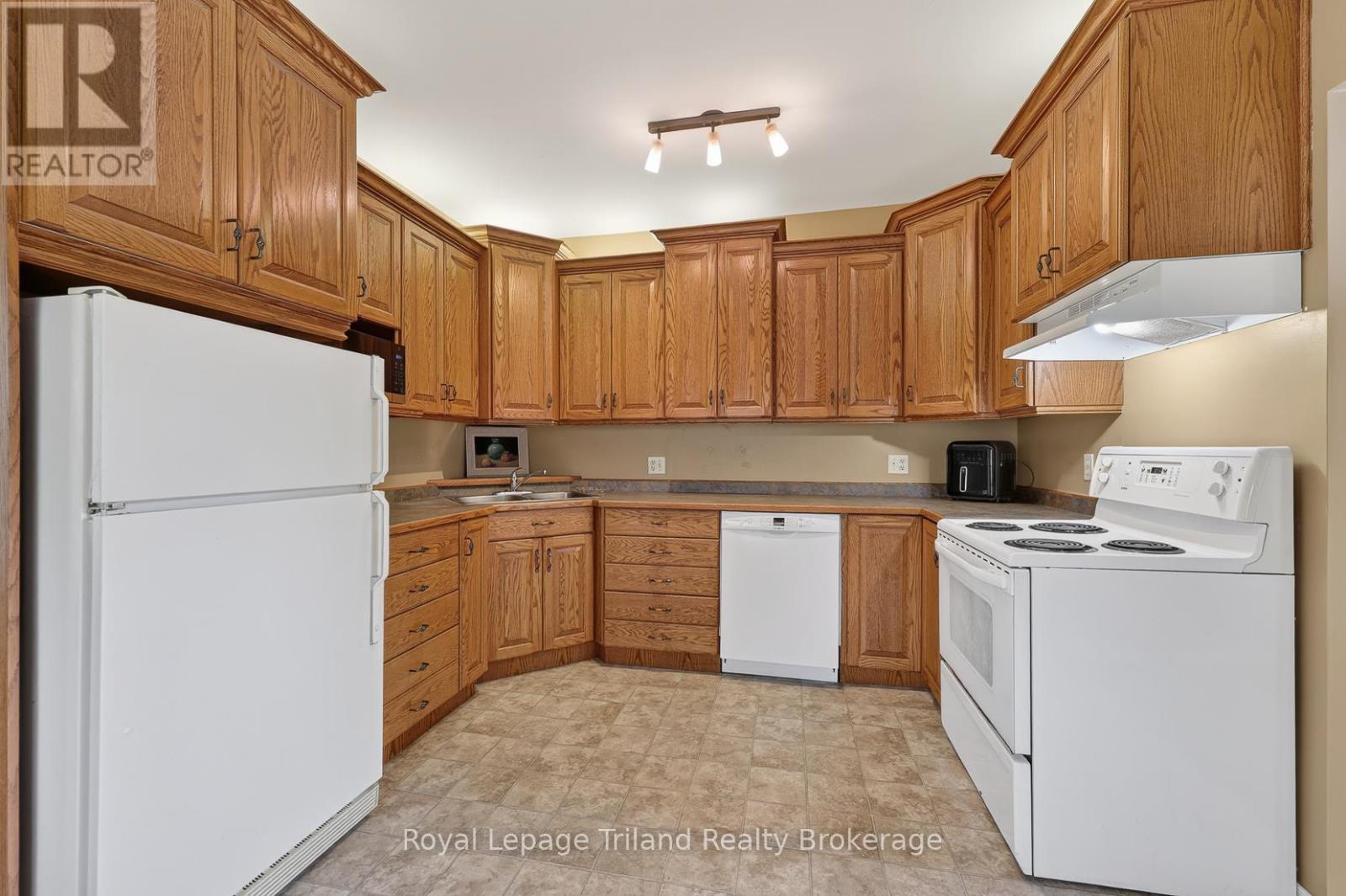 30 Park Avenue, Ingersoll, Ontario  N5C 1B5 - Photo 20 - X13538190