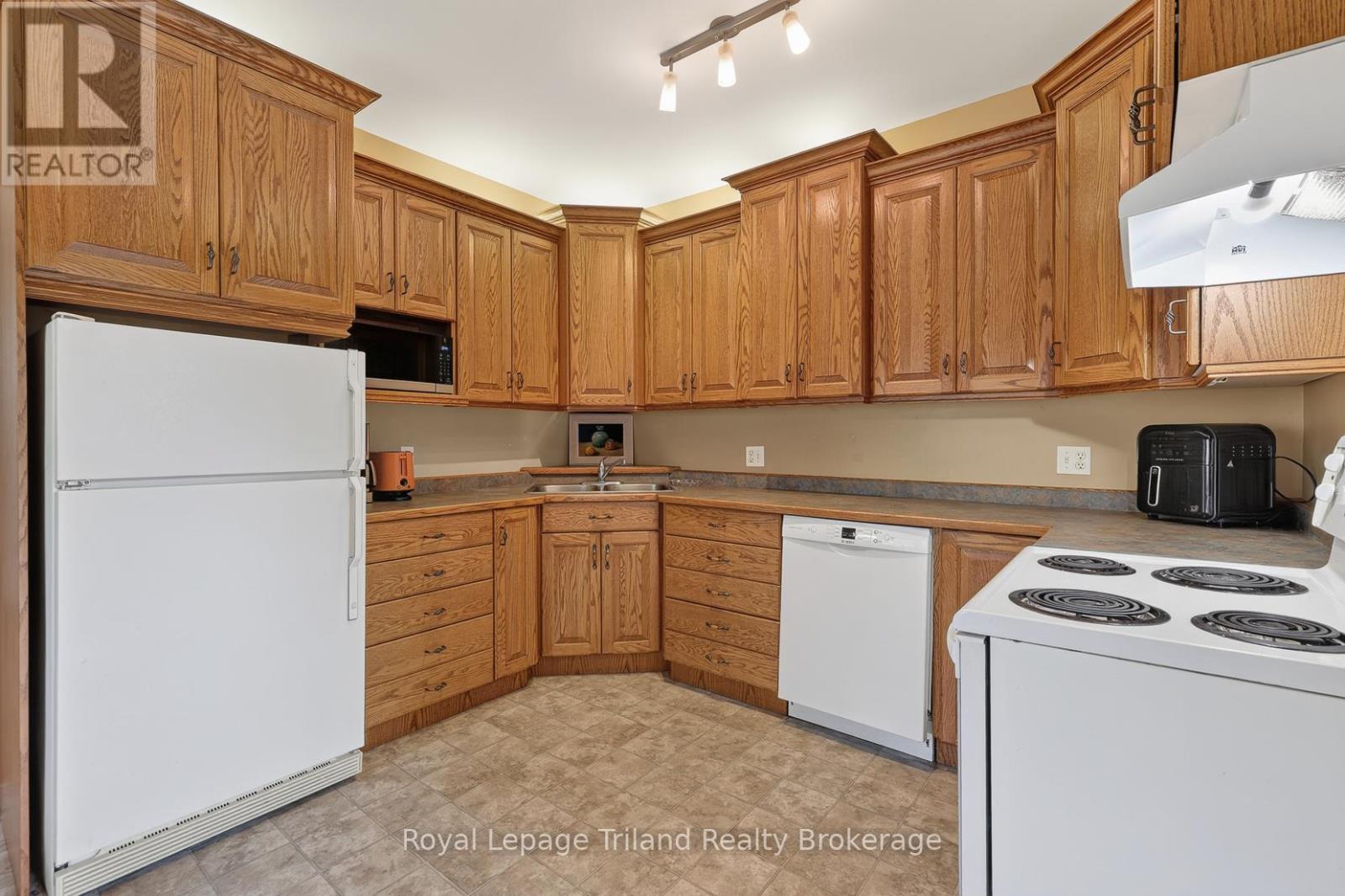30 Park Avenue, Ingersoll, Ontario  N5C 1B5 - Photo 21 - X13538190