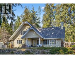 6119 PIPPERS Lane, Nelson, British Columbia