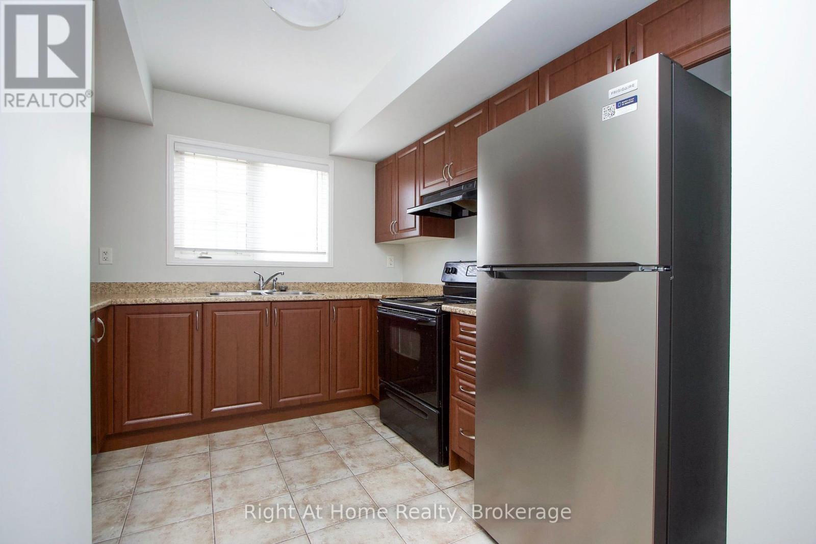 Unit 65 - 65 Cooperage Lane, Ajax, Ontario  L1S 0E8 - Photo 8 - E13537904