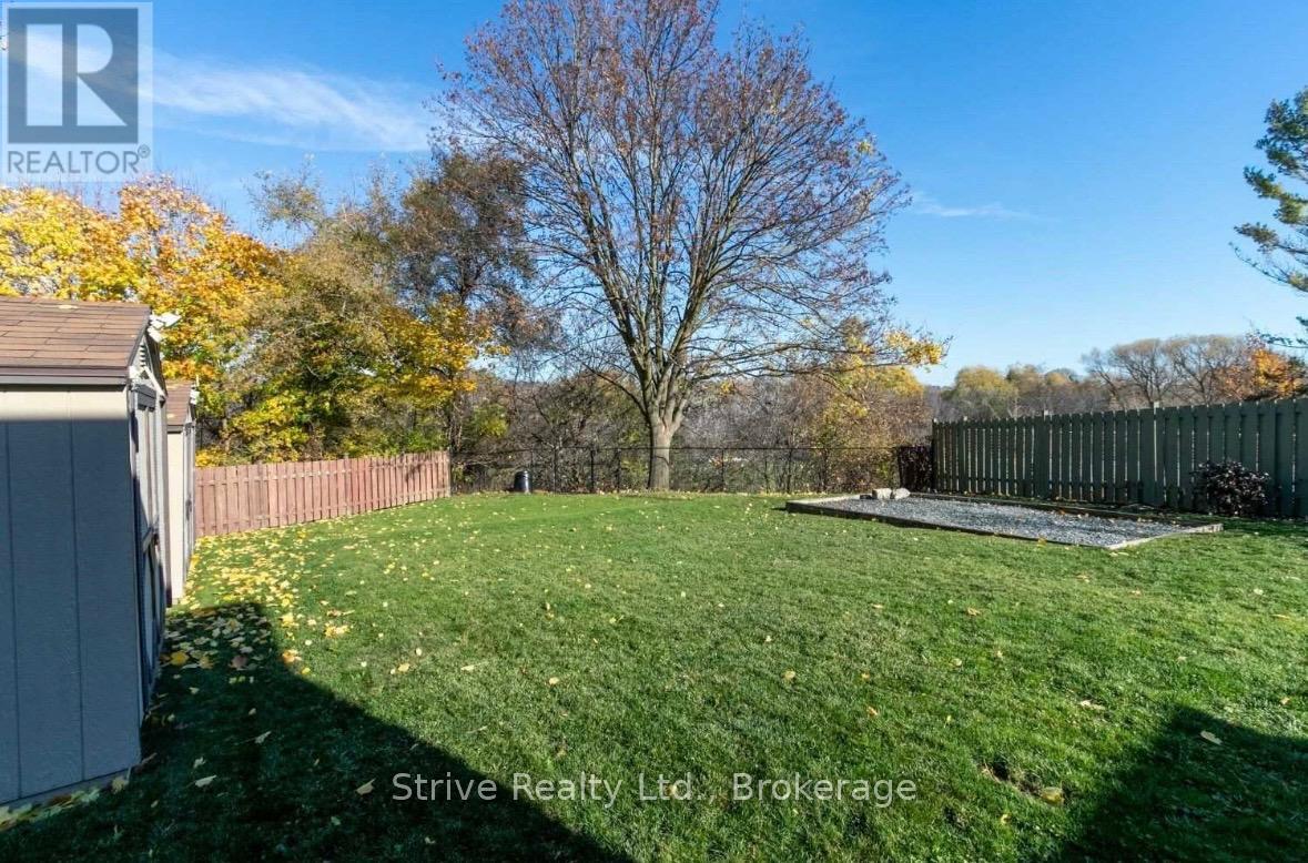 447 Harcourt Boulevard, Oshawa, Ontario  L1H 6V8 - Photo 12 - E13537992