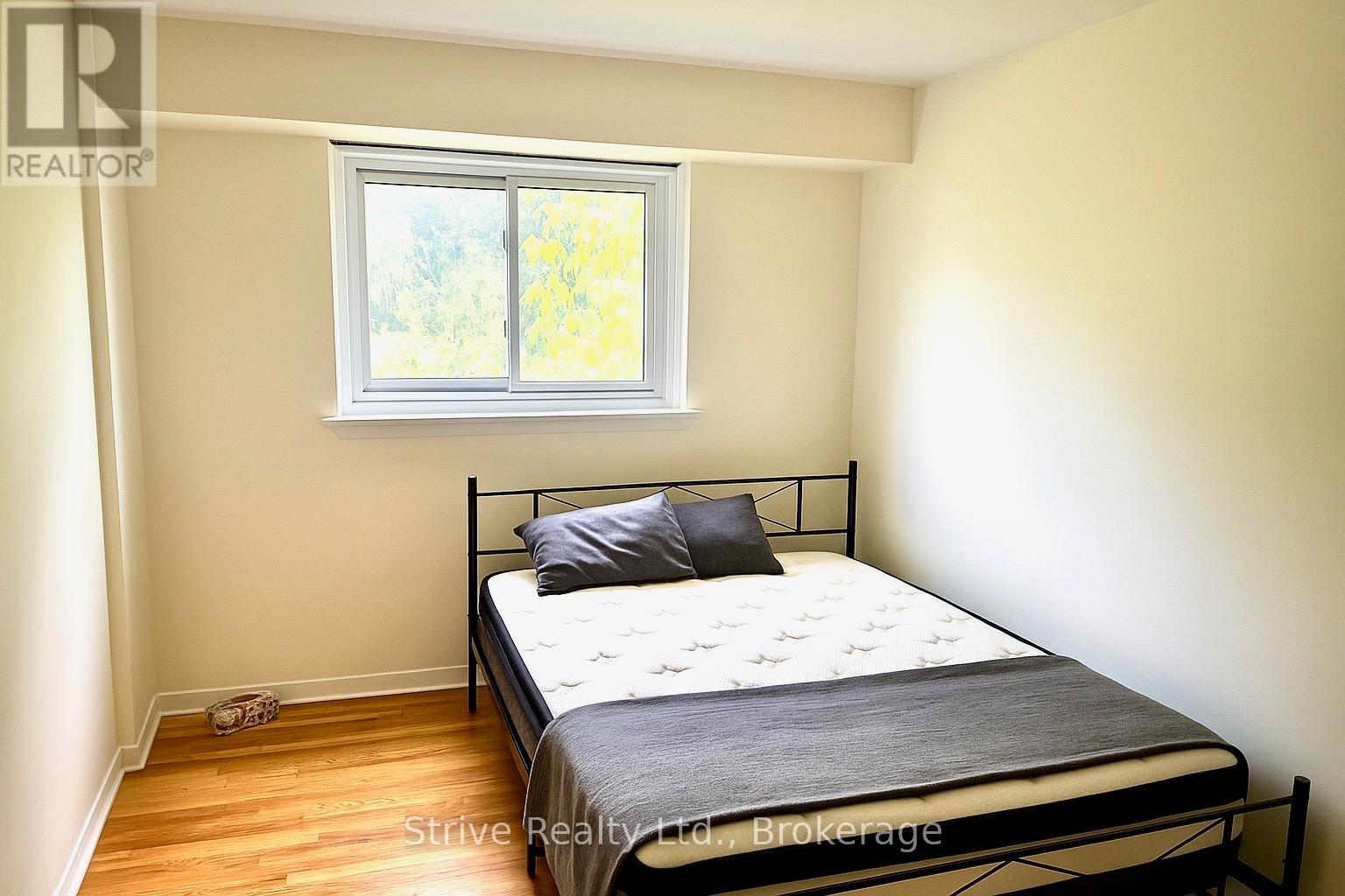 447 Harcourt Boulevard, Oshawa, Ontario  L1H 6V8 - Photo 9 - E13537992