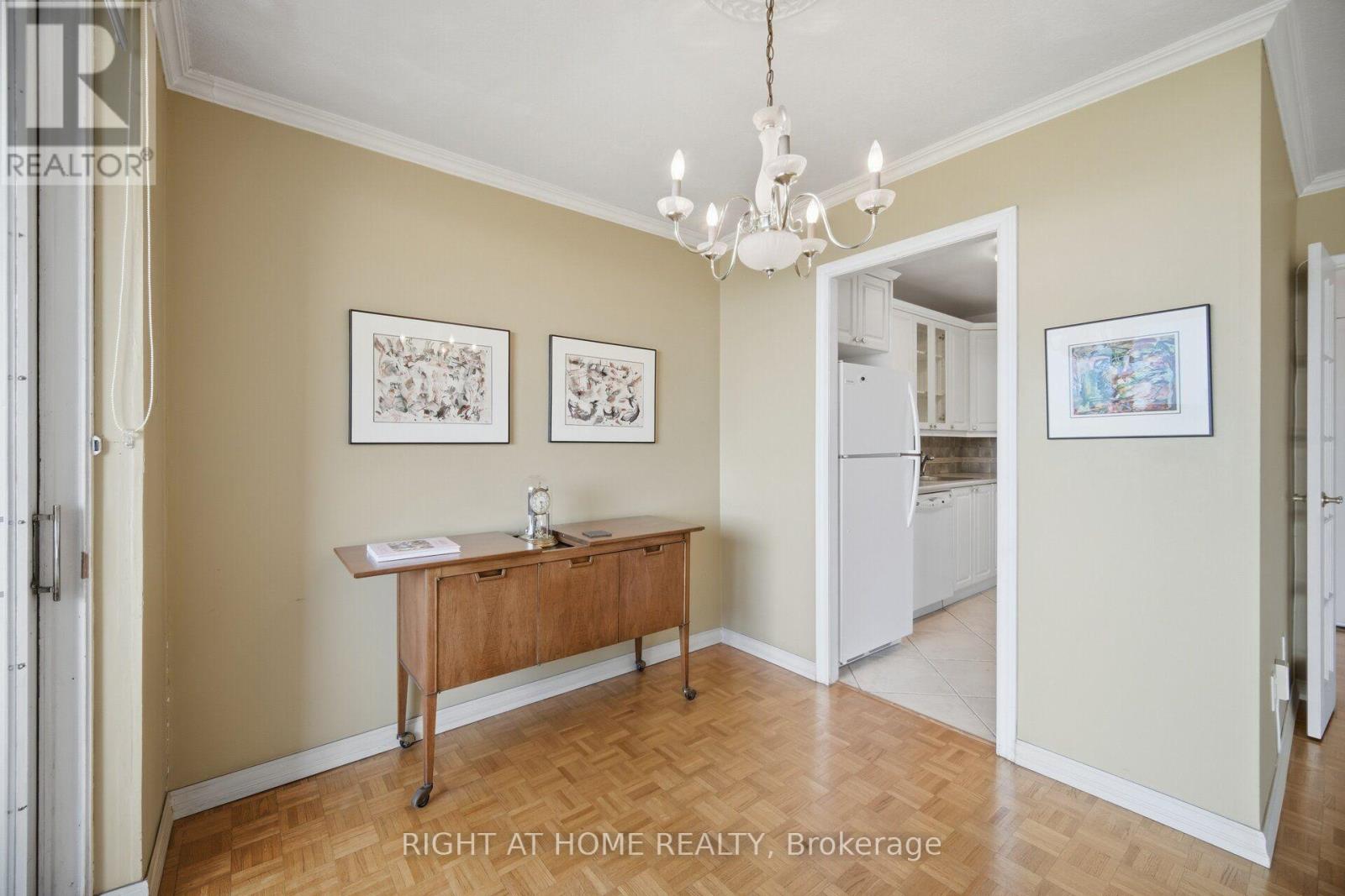 1104 - 40 Homewood Avenue, Toronto, Ontario  M4Y 2K2 - Photo 15 - C13537892