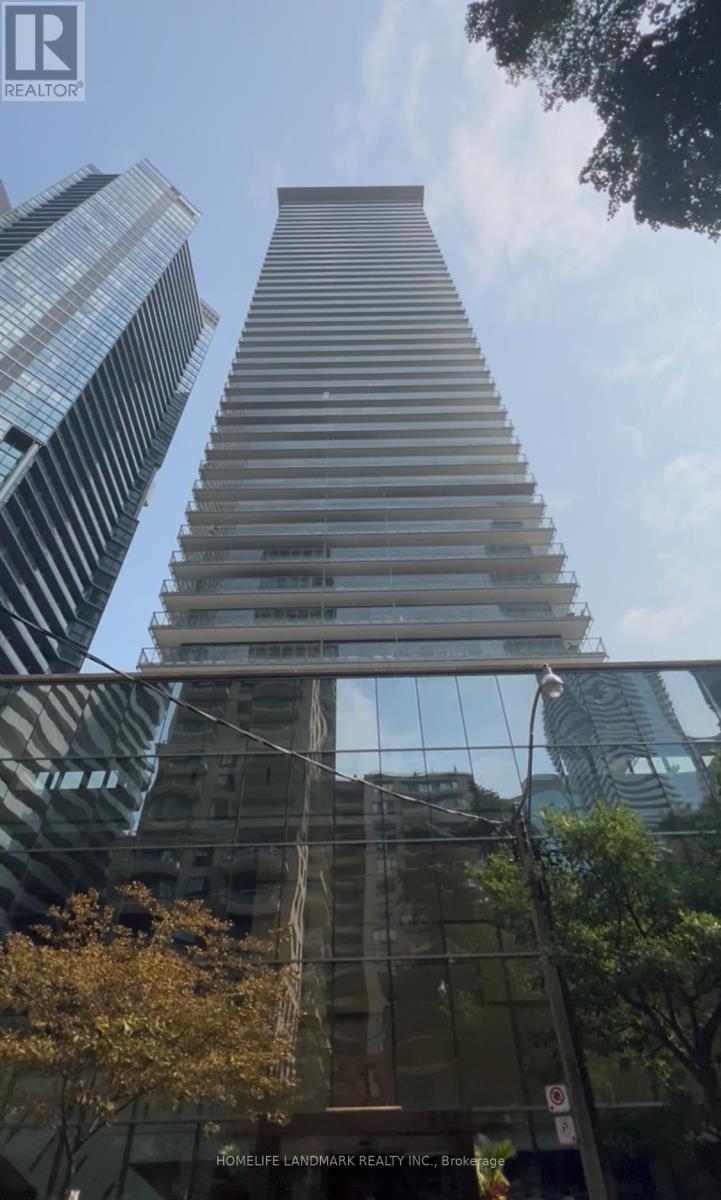 1604 - 33 Charles Street E, Toronto, Ontario  M4S 0A2 - Photo 2 - C13537896