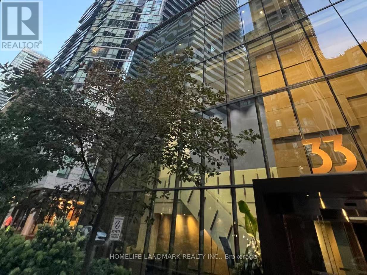 1604 - 33 Charles Street E, Toronto, Ontario  M4S 0A2 - Photo 3 - C13537896
