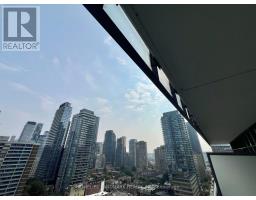 1604 - 33 CHARLES STREET E, Toronto, Ontario