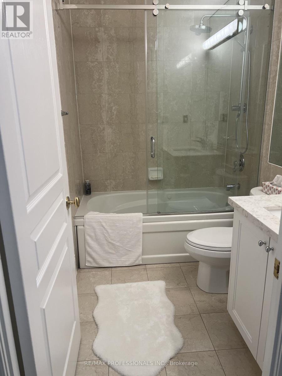 305 - 102 Bloor Street W, Toronto, Ontario  M5S 1M8 - Photo 8 - C13538170