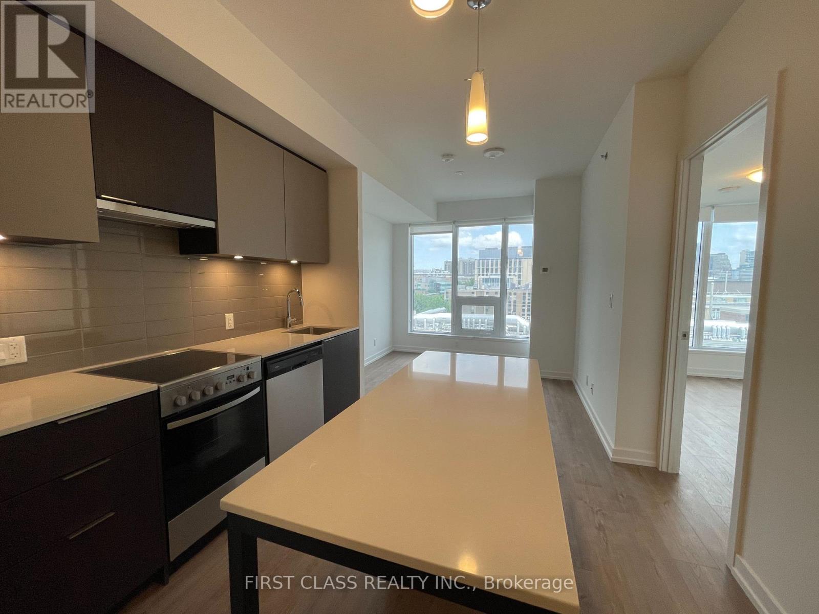 805 - 203 College Street, Toronto, Ontario  M5T 0C8 - Photo 3 - C13538206